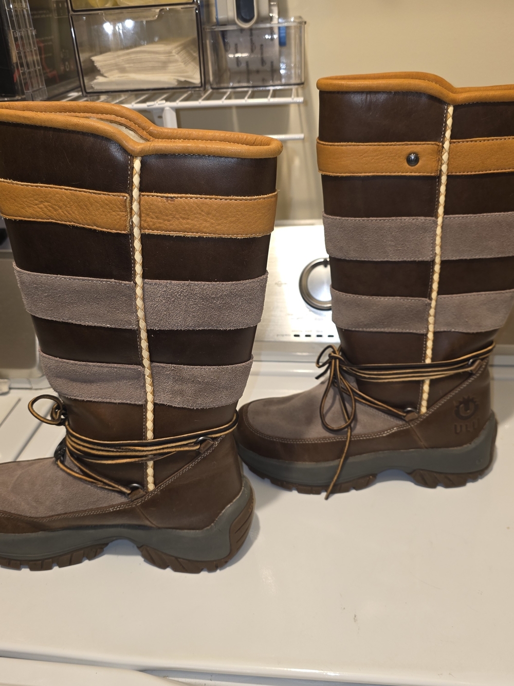 Ulu Caribou Lark Women's Brown, Tan & Gray Waterproof Winter Boots - Picture 4 of 8